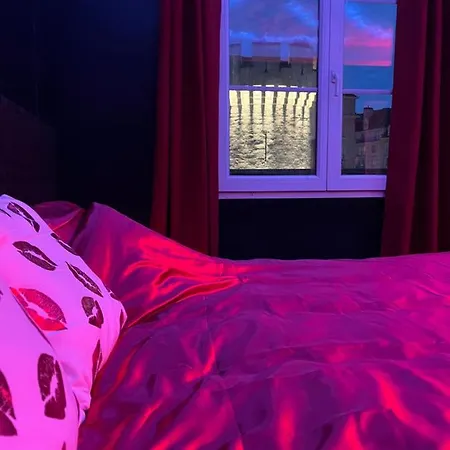 Escapade Jacuzzi Apartman *