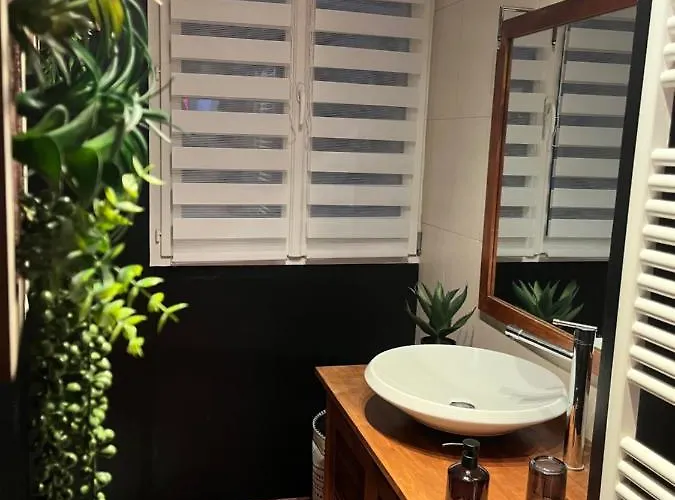 Escapade Jacuzzi * Caen